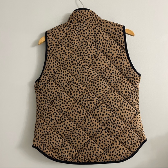 J.Crew Animal-Print Puffer Vest with Snap Pockets‎ - Picture 3 of 7